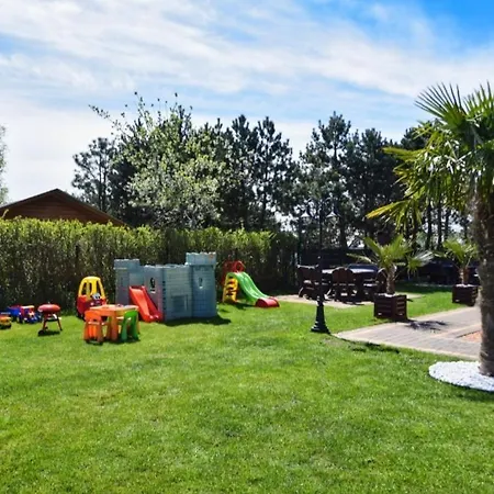 Holiday home La Rusinowo Z Jacuzzi I Sauna Promocja Rusinowo (Slawno)